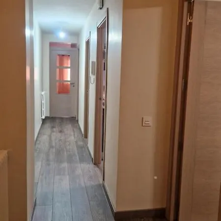 Piso Completo Centrico Y En El Casco Antiguo De