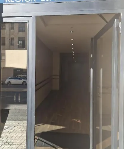 Piso Completo Centrico Y En El Casco Antiguo De * Salamanca