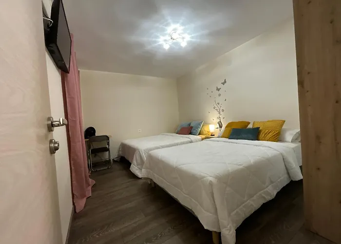 Piso Completo Centrico Y En El Casco Antiguo De * Salamanca